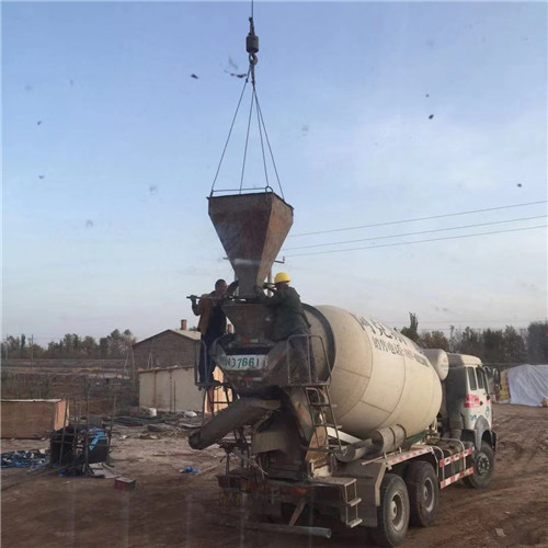 平房区“精准瞄准”—— 吊车的 “定位导航” 技术